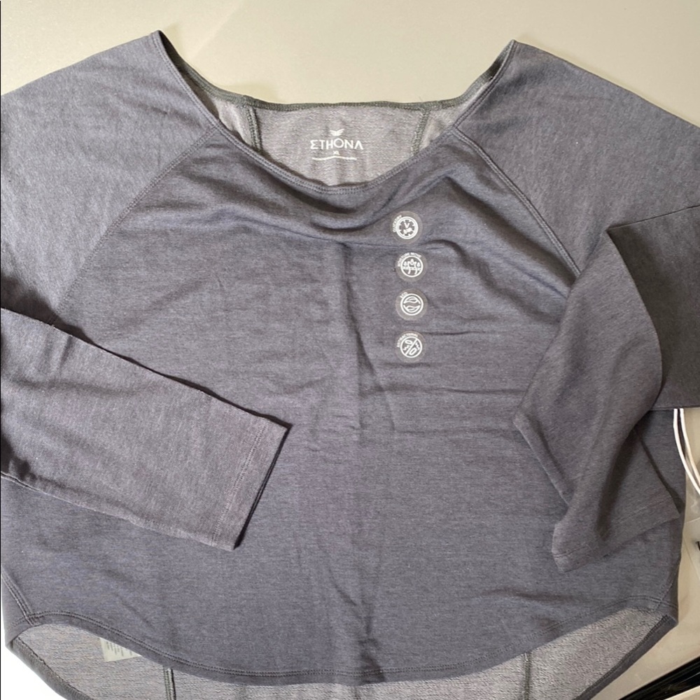 Gray Long Sleeve Boxy Sweatshirt with Wide Neckline